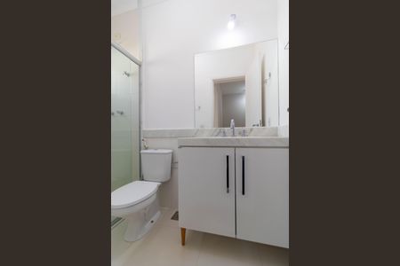 Casa de condomínio à venda com 138m², 3 quartos e 2 vagas Casa de condomínio à venda com 138m², 3 quartos e 2 vagasBanheiro