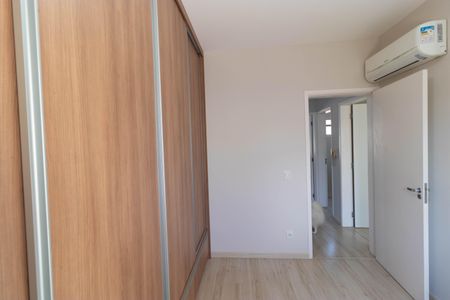 Casa de condomínio à venda com 138m², 3 quartos e 2 vagas Casa de condomínio à venda com 138m², 3 quartos e 2 vagasQuarto 02