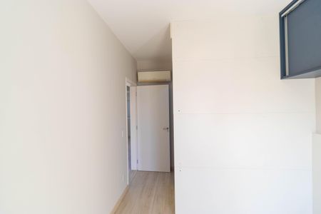 Casa de condomínio à venda com 138m², 3 quartos e 2 vagas Casa de condomínio à venda com 138m², 3 quartos e 2 vagasSuíte