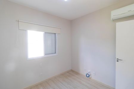 Casa de condomínio à venda com 138m², 3 quartos e 2 vagas Casa de condomínio à venda com 138m², 3 quartos e 2 vagasQuarto 01