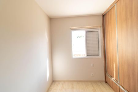 Casa de condomínio à venda com 138m², 3 quartos e 2 vagas Casa de condomínio à venda com 138m², 3 quartos e 2 vagasQuarto 02