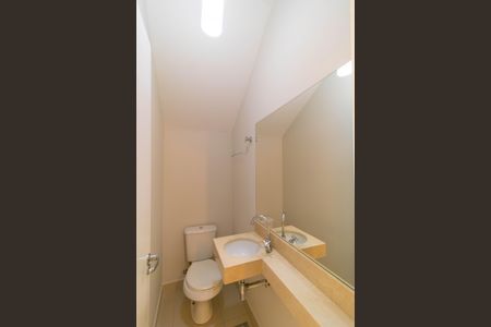 Casa de condomínio à venda com 138m², 3 quartos e 2 vagas Casa de condomínio à venda com 138m², 3 quartos e 2 vagasLavabo