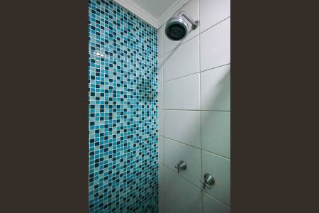 Apartamento para alugar com 48m², 2 quartos e 1 vaga Apartamento para alugar com 48m², 2 quartos e 1 vagaChuveiro do Banheiro