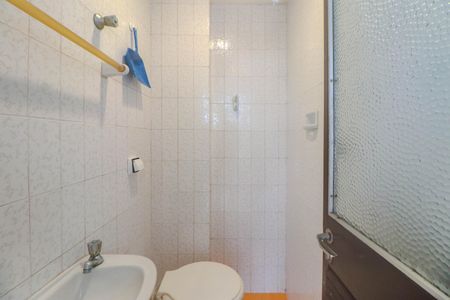 Apartamento à venda com 164m², 3 quartos e 2 vagas Apartamento à venda com 164m², 3 quartos e 2 vagasBanheiro de Serviço