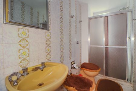 Apartamento à venda com 164m², 3 quartos e 2 vagas Apartamento à venda com 164m², 3 quartos e 2 vagasBanheiro Social