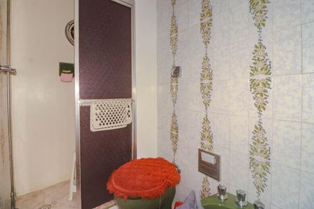 Apartamento à venda com 164m², 3 quartos e 2 vagas Apartamento à venda com 164m², 3 quartos e 2 vagasBanheiro da Suíte