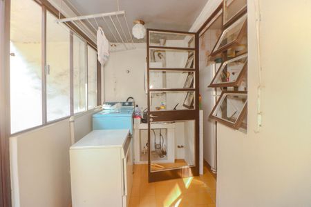 Apartamento à venda com 164m², 3 quartos e 2 vagas Apartamento à venda com 164m², 3 quartos e 2 vagasÁrea de Serviço