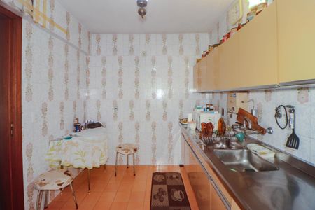 Apartamento à venda com 164m², 3 quartos e 2 vagas Apartamento à venda com 164m², 3 quartos e 2 vagasCozinha