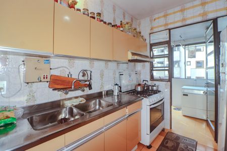 Apartamento à venda com 164m², 3 quartos e 2 vagas Apartamento à venda com 164m², 3 quartos e 2 vagasCozinha