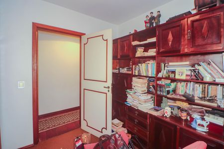 Apartamento à venda com 164m², 3 quartos e 2 vagas Apartamento à venda com 164m², 3 quartos e 2 vagasQuarto 1