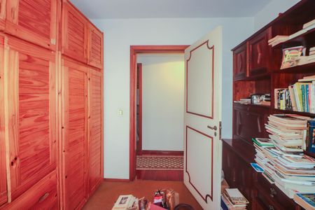 Apartamento à venda com 164m², 3 quartos e 2 vagas Apartamento à venda com 164m², 3 quartos e 2 vagasQuarto 1