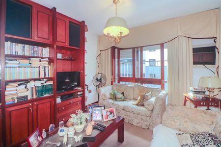 Apartamento à venda com 164m², 3 quartos e 2 vagas Apartamento à venda com 164m², 3 quartos e 2 vagasSala