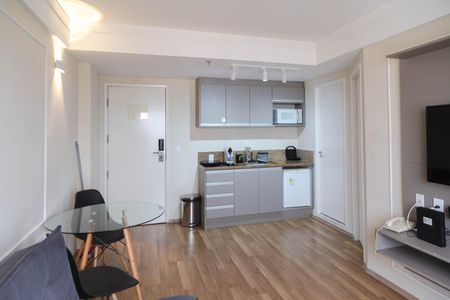 Studio para alugar com 34m², 1 quarto e sem vaga Studio para alugar com 34m², 1 quarto e sem vagaStudio
