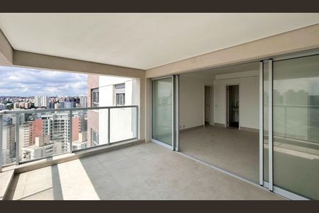 Apartamento para alugar com 121m², 3 quartos e 2 vagas Apartamento para alugar com 121m², 3 quartos e 2 vagasVaranda