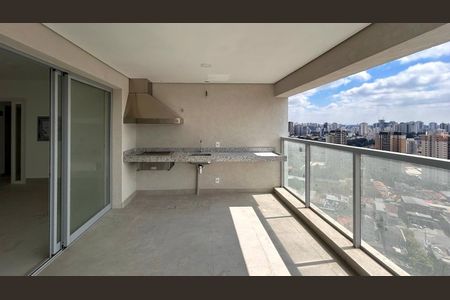 Apartamento para alugar com 121m², 3 quartos e 2 vagas Apartamento para alugar com 121m², 3 quartos e 2 vagasVaranda