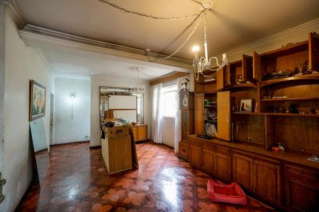 Casa à venda com 251m², 3 quartos e 5 vagas Casa à venda com 251m², 3 quartos e 5 vagasSala