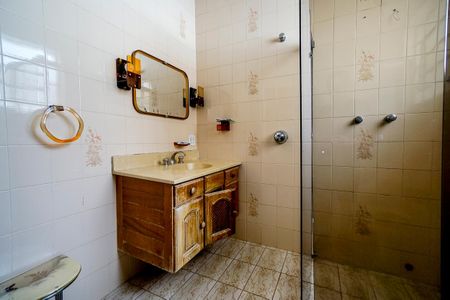 Casa à venda com 251m², 3 quartos e 5 vagas Casa à venda com 251m², 3 quartos e 5 vagasBanheiro 2