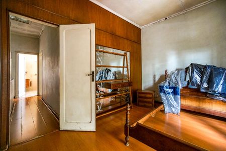 Casa à venda com 251m², 3 quartos e 5 vagas Casa à venda com 251m², 3 quartos e 5 vagasQuarto 03