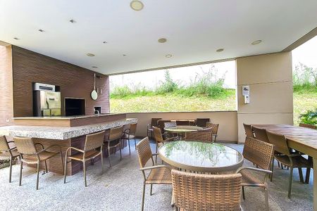 Apartamento à venda com 139m², 3 quartos e 1 vaga Apartamento à venda com 139m², 3 quartos e 1 vagaÁrea comum - Churrasqueira