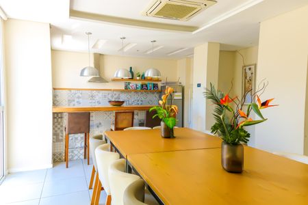 Apartamento à venda com 139m², 3 quartos e 1 vaga Apartamento à venda com 139m², 3 quartos e 1 vagaÁrea comum - Salão de festas