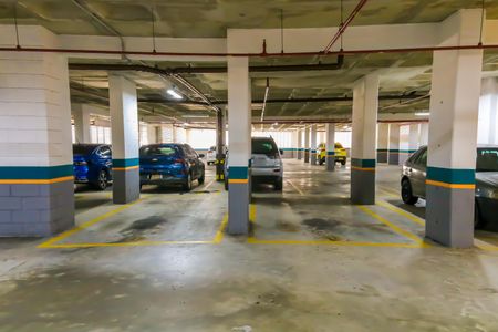 Apartamento à venda com 139m², 3 quartos e 1 vaga Apartamento à venda com 139m², 3 quartos e 1 vagaGaragem