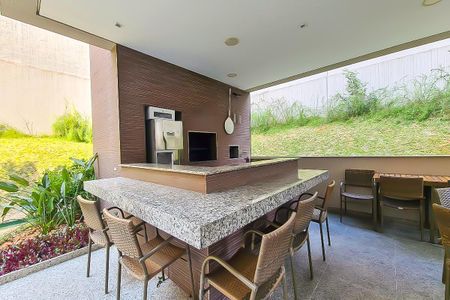 Apartamento à venda com 139m², 3 quartos e 1 vaga Apartamento à venda com 139m², 3 quartos e 1 vagaÁrea comum - Churrasqueira