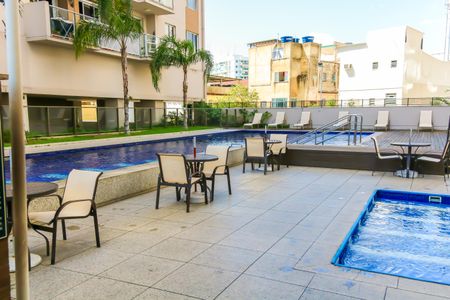 Apartamento à venda com 139m², 3 quartos e 1 vaga Apartamento à venda com 139m², 3 quartos e 1 vagaÁrea comum - Piscina