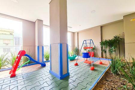 Apartamento à venda com 139m², 3 quartos e 1 vaga Apartamento à venda com 139m², 3 quartos e 1 vagaÁrea comum - Playground