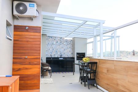 Apartamento à venda com 139m², 3 quartos e 1 vaga Apartamento à venda com 139m², 3 quartos e 1 vagaTerraço