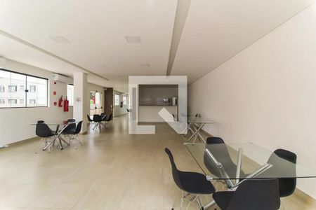 Apartamento para alugar com 44m², 2 quartos e 1 vaga Apartamento para alugar com 44m², 2 quartos e 1 vagaÁrea comum - Salão de Festas