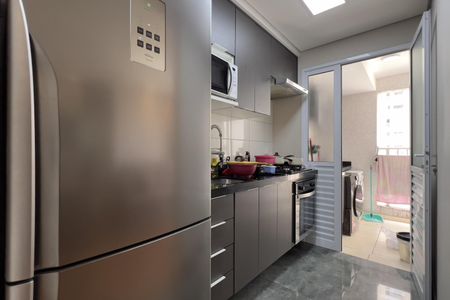 Apartamento para alugar com 55m², 2 quartos e 1 vaga Apartamento para alugar com 55m², 2 quartos e 1 vagaCozinha e Área de Serviço