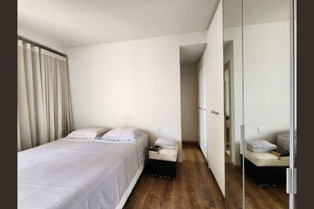 Apartamento à venda com 66m², 1 quarto e 2 vagas Apartamento à venda com 66m², 1 quarto e 2 vagasQuarto 1