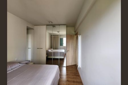 Apartamento à venda com 66m², 1 quarto e 2 vagas Apartamento à venda com 66m², 1 quarto e 2 vagasQuarto 1