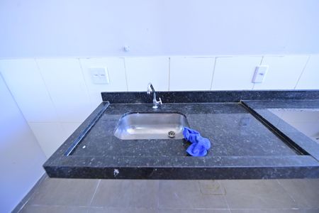 Apartamento para alugar com 45m², 2 quartos e 2 vagas Apartamento para alugar com 45m², 2 quartos e 2 vagasCozinha