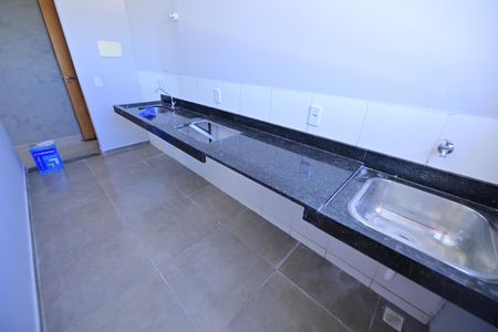 Apartamento para alugar com 45m², 2 quartos e 2 vagas Apartamento para alugar com 45m², 2 quartos e 2 vagasÁrea de Serviço