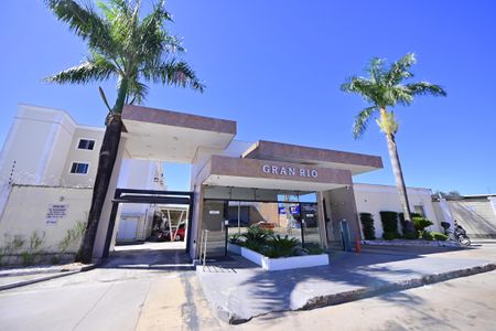 Apartamento para alugar com 45m², 2 quartos e 2 vagas Apartamento para alugar com 45m², 2 quartos e 2 vagasFachada