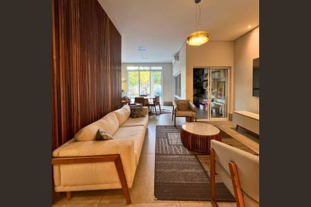 Casa de condomínio à venda com 350m², 4 quartos e 4 vagas Casa de condomínio à venda com 350m², 4 quartos e 4 vagasFoto 04