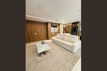 Apartamento à venda com 192m², 4 quartos e 3 vagas
