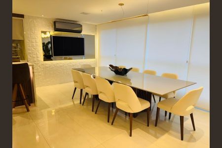 Apartamento à venda com 192m², 4 quartos e 3 vagas