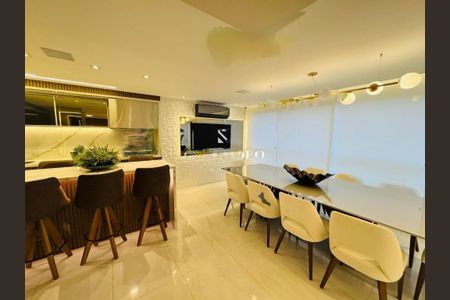 Apartamento à venda com 192m², 4 quartos e 3 vagas