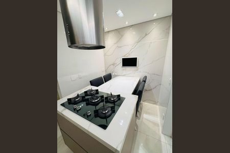 Apartamento à venda com 192m², 4 quartos e 3 vagas