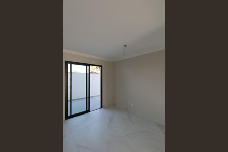 Apartamento à venda com 137m², 3 quartos e 2 vagas Apartamento à venda com 137m², 3 quartos e 2 vagasSala