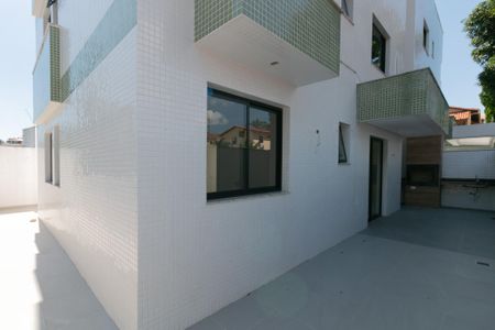 Apartamento à venda com 137m², 3 quartos e 2 vagas Apartamento à venda com 137m², 3 quartos e 2 vagasÁrea Externa