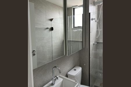 Apartamento à venda com 75m², 3 quartos e 2 vagas Apartamento à venda com 75m², 3 quartos e 2 vagasBanheiro Social