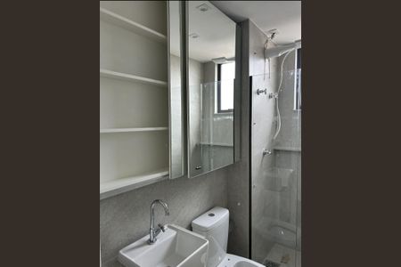Apartamento à venda com 75m², 3 quartos e 2 vagas Apartamento à venda com 75m², 3 quartos e 2 vagasBanheiro da Suíte