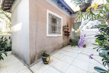 Casa para alugar com 300m², 3 quartos e 4 vagas Casa para alugar com 300m², 3 quartos e 4 vagasÁrea Externa