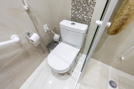 Casa para alugar com 300m², 3 quartos e 4 vagas Casa para alugar com 300m², 3 quartos e 4 vagasBanheiro da Suíte 2