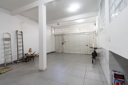 Casa para alugar com 300m², 3 quartos e 4 vagas Casa para alugar com 300m², 3 quartos e 4 vagasÁrea Externa