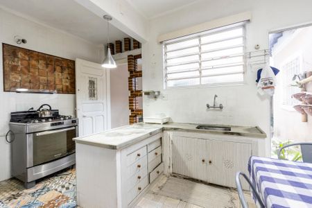 Casa para alugar com 300m², 3 quartos e 4 vagas Casa para alugar com 300m², 3 quartos e 4 vagasCozinha