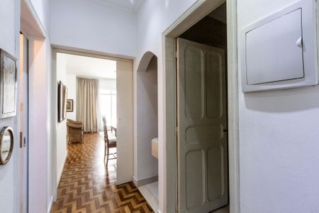 Casa para alugar com 300m², 3 quartos e 4 vagas Casa para alugar com 300m², 3 quartos e 4 vagasCorredor